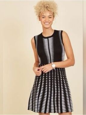 Jus d’Orange Paris Sleeveless Black & White Geometric Fit-and-Flare Dress